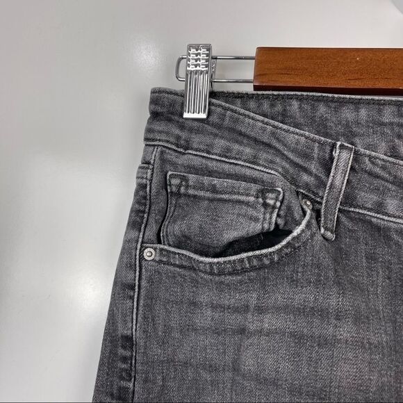 Levi's 721 Faded Black Distressed Ripped High Rise Skinny Jeans Women's Size 28 - Picture 6 of 8